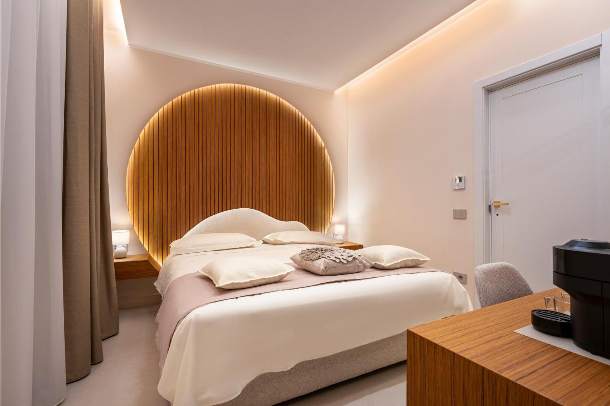 Halo Suite Napoli Exterior foto
